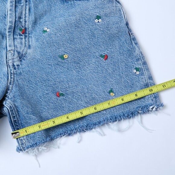 Rails Zuma Embroidered Flower Field Frayed Hem Denim Shorts Size 25 cottagecore - Picture 15 of 16